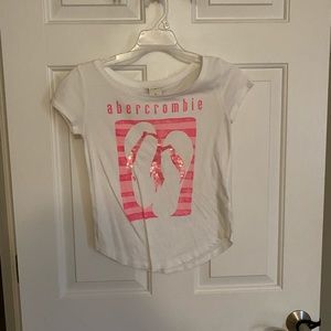 White short sleeve shirt